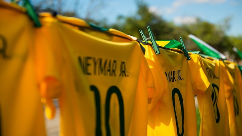 Neymar - Cầu thủ Brazil nằm trong top 10 cầu thủ xuất sắc nhất hiện nay